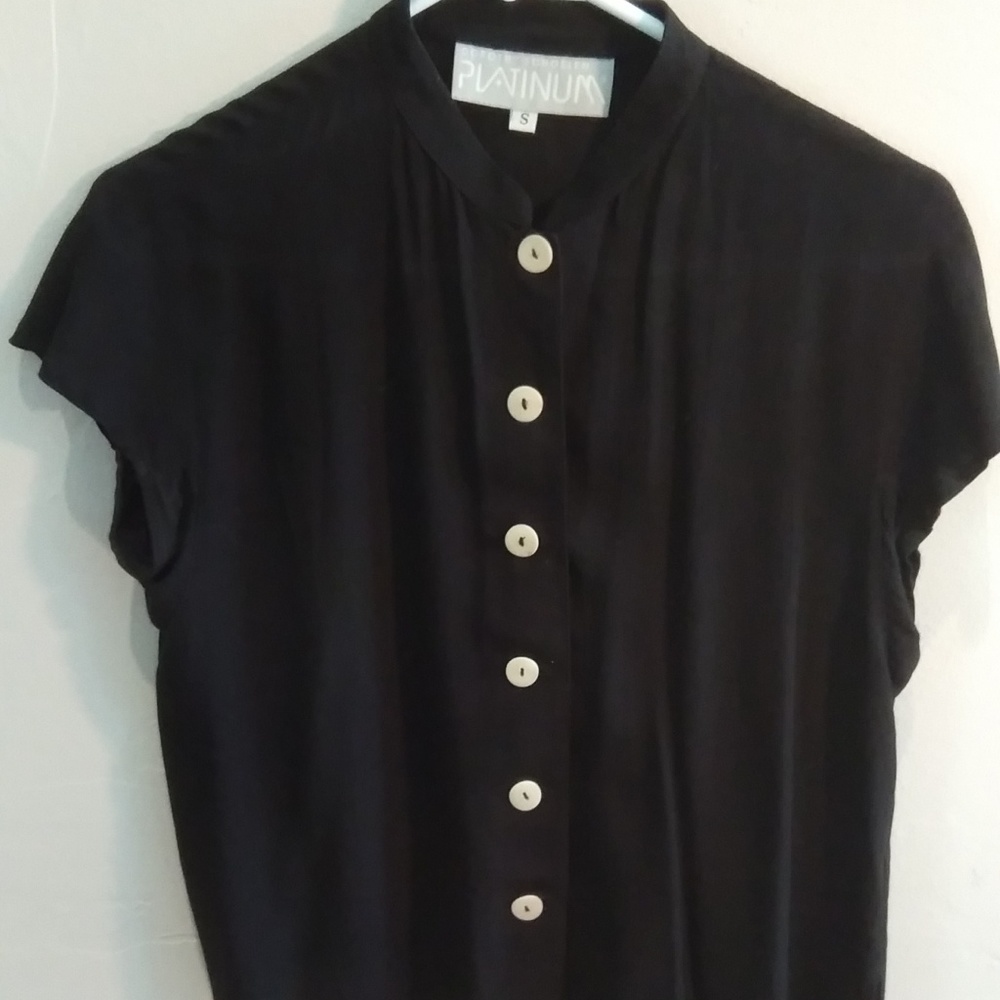 Platinum Black Short Sleeve Blouse